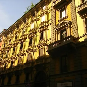 Konukevi Castaldi House, Milano
