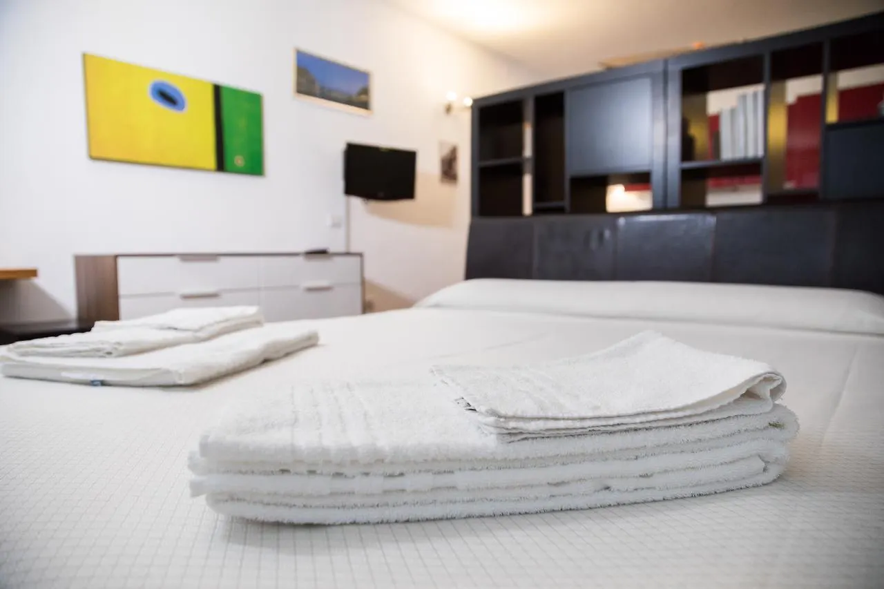 Apartment Via Nicastro Open Space Milan