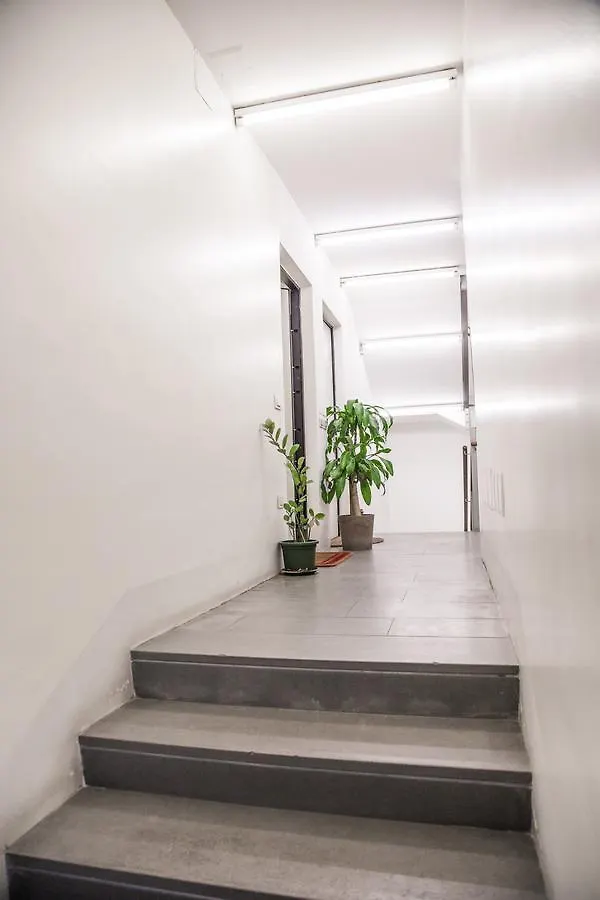 Via Nicastro Open Space Milan Apartment
